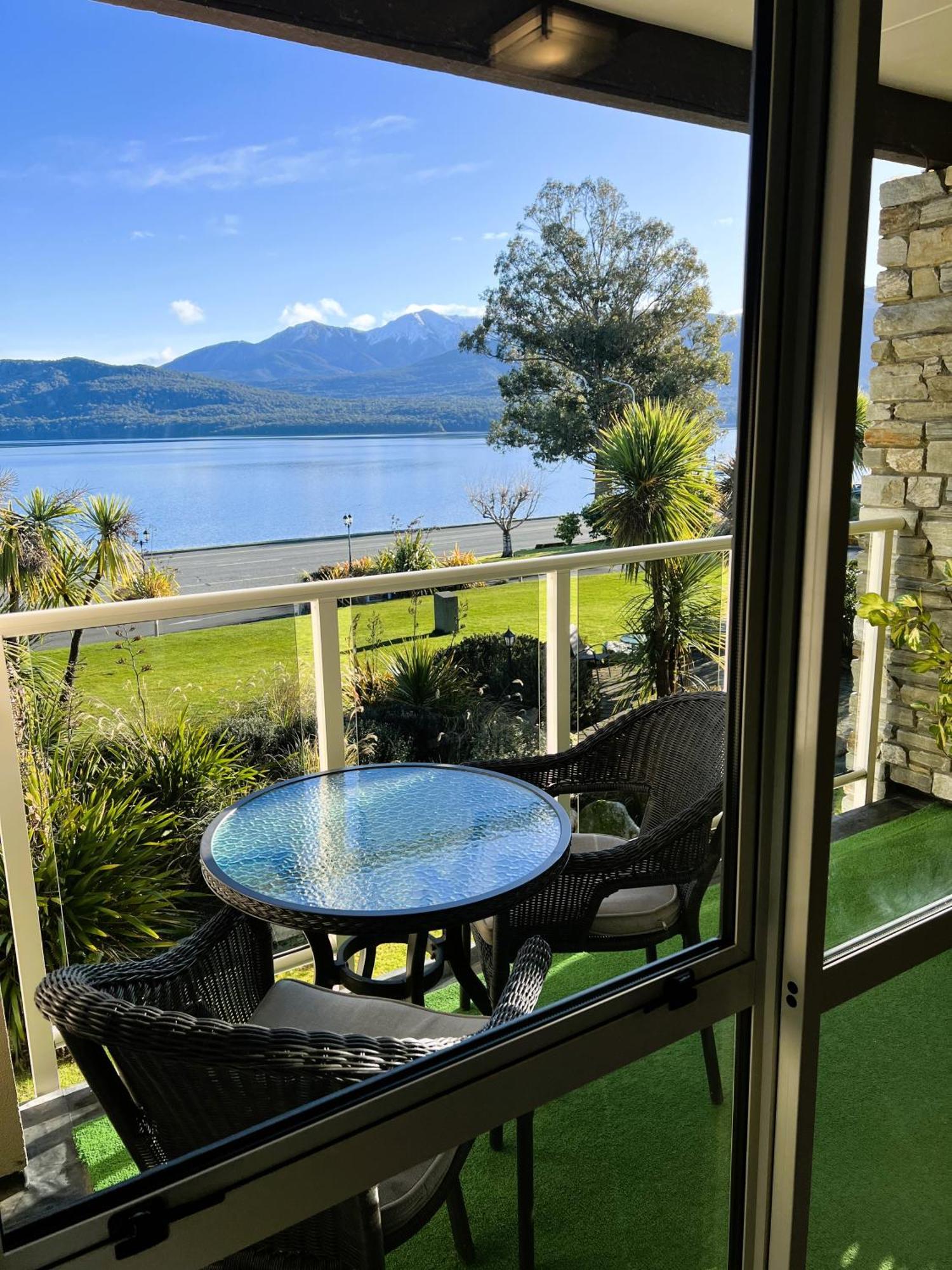 Fiordland Lakeview Motel And Apartments Te Anau Ngoại thất bức ảnh